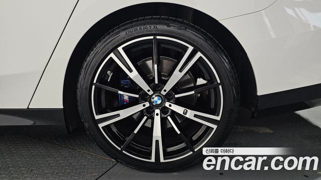 BMW 5 Series (G60) 530i xDrive M Sport 2025 — фото 21