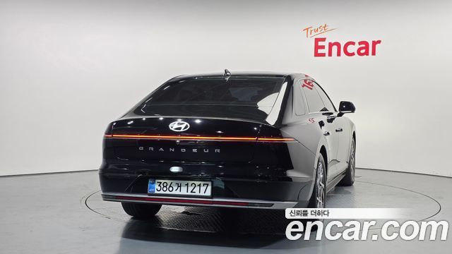Hyundai Grandeur (GN7) 3.5 LPG 2WD Exclusive 2023 — фото 4