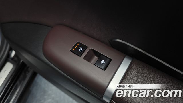 Hyundai Grandeur (GN7) 3.5 LPG 2WD Exclusive 2023 — фото 19
