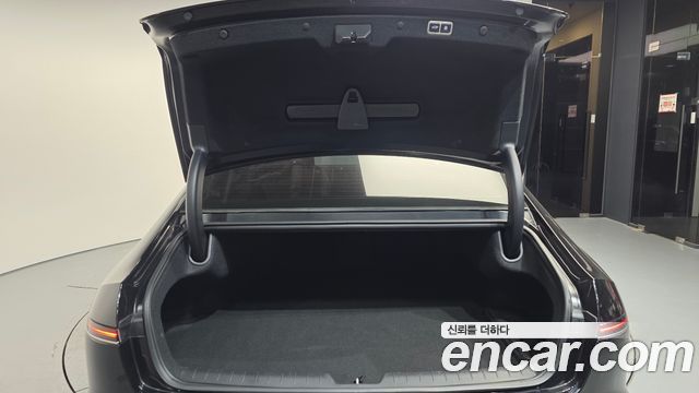 Hyundai Grandeur (GN7) 3.5 LPG 2WD Exclusive 2023 — фото 20