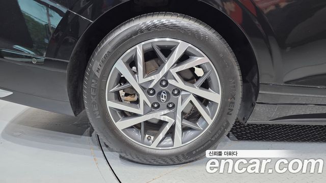 Hyundai Grandeur (GN7) 3.5 LPG 2WD Exclusive 2023 — фото 21
