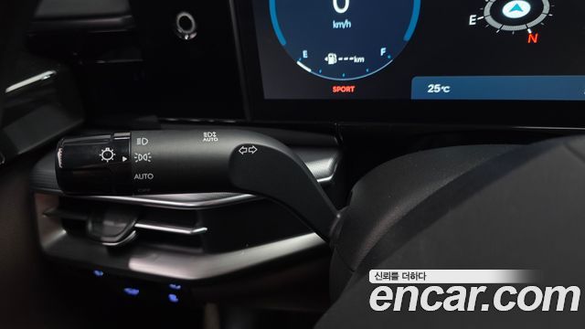 Hyundai Grandeur (GN7) 3.5 LPG 2WD Exclusive 2023 — фото 30