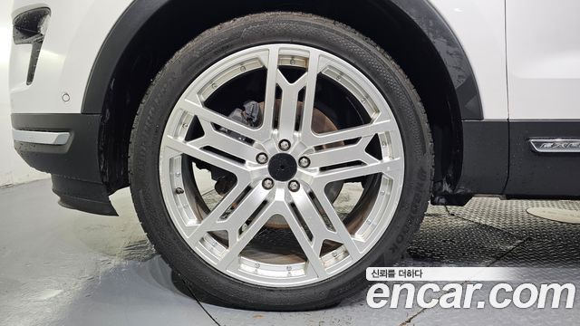 Ford Explorer 2.3 Limited 4WD 5th 2018 — фото 5
