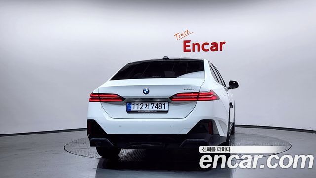 BMW 5 Series (G60) 520i M Sport 2025 — фото 4