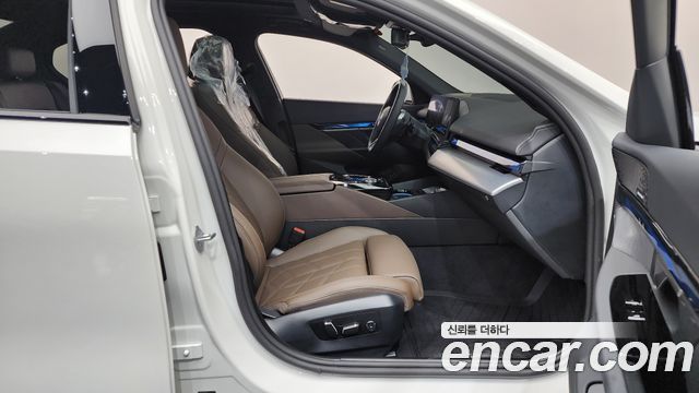 BMW 5 Series (G60) 520i M Sport 2025 — фото 26