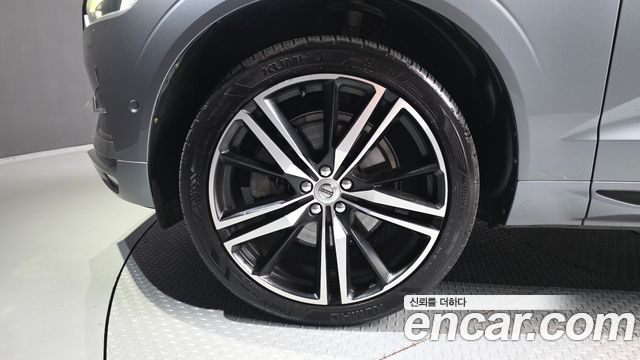 Volvo XC60 (II) D5 Inscription 2019 — фото 5