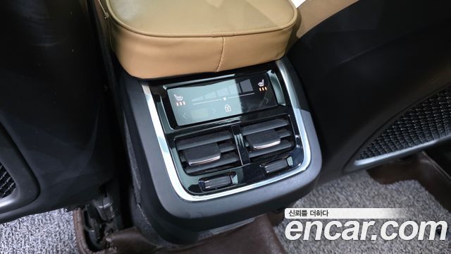Volvo XC60 (II) D5 Inscription 2019 — фото 18