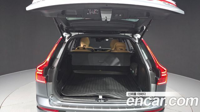 Volvo XC60 (II) D5 Inscription 2019 — фото 20