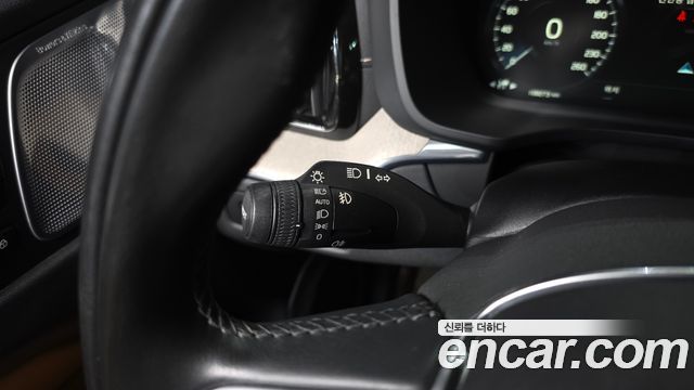 Volvo XC60 (II) D5 Inscription 2019 — фото 30