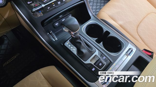 Kia Carnival (IV) Gasoline 9-Seater Prestige 2023 — фото 9