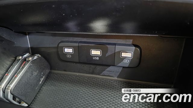 Kia Carnival (IV) Gasoline 9-Seater Prestige 2023 — фото 14