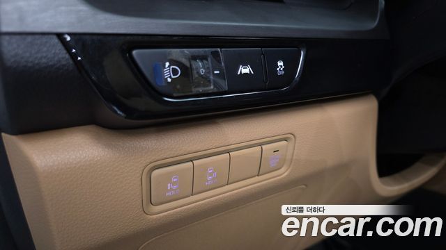 Kia Carnival (IV) Gasoline 9-Seater Prestige 2023 — фото 28