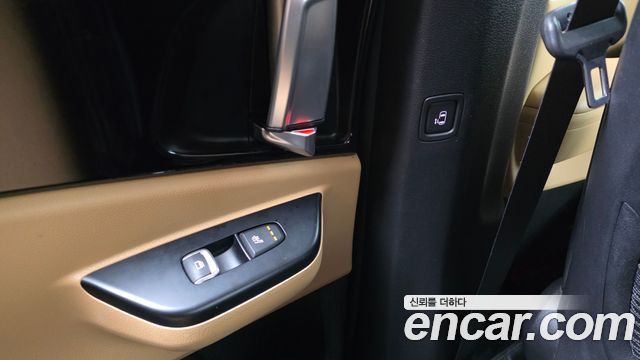 Kia Carnival (IV) Gasoline 9-Seater Prestige 2023 — фото 33