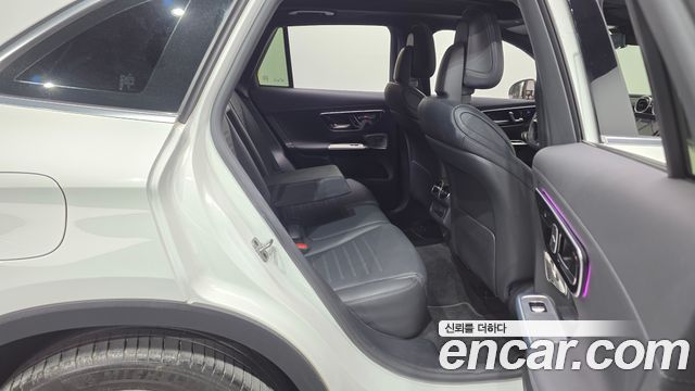 Mercedes-Benz GLC-Class (X254) GLC300 4MATIC AMG Line 2024 — фото 15