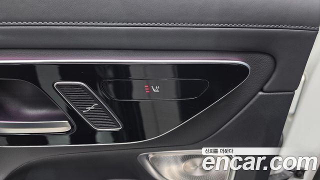 Mercedes-Benz GLC-Class (X254) GLC300 4MATIC AMG Line 2024 — фото 35