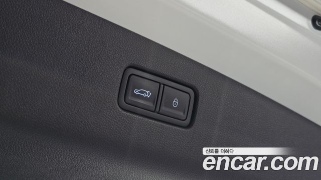 Genesis GV70 2.5T Gasoline AWD 2025 — фото 22