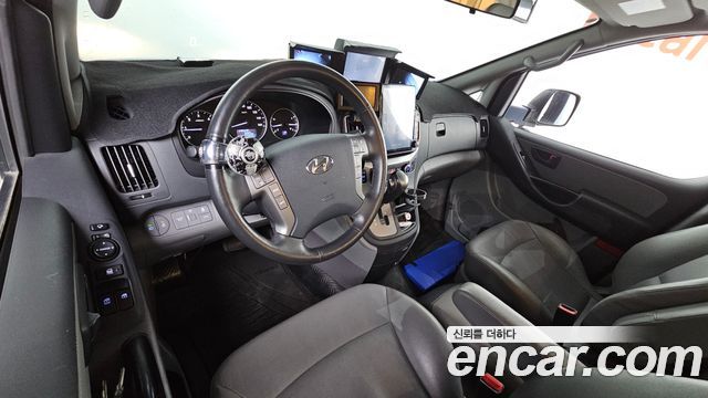 Hyundai Grand Starex Camping car 2021 — фото 7