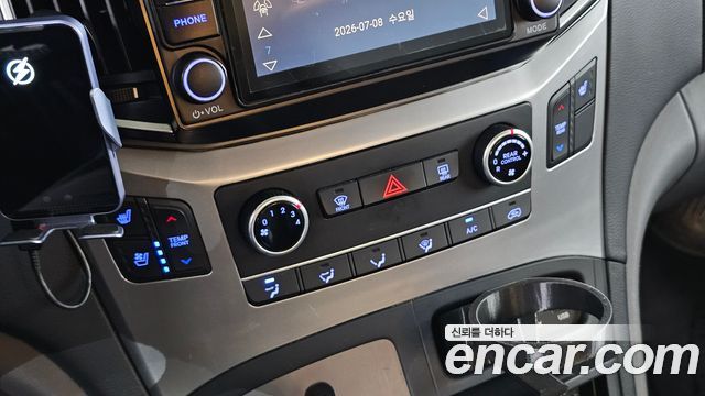 Hyundai Grand Starex Camping car 2021 — фото 17
