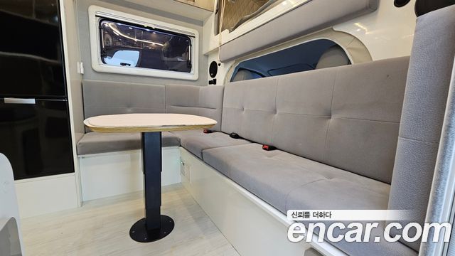 Hyundai Grand Starex Camping car 2021 — фото 21
