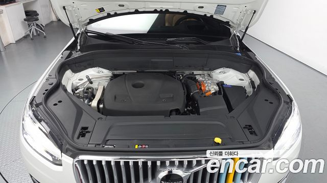 Volvo XC90 (II) T8 Ultimate Bright Hybrid 2022 — фото 6