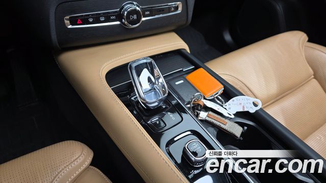 Volvo XC90 (II) T8 Ultimate Bright Hybrid 2022 — фото 9