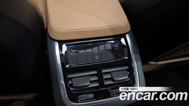 Volvo XC90 (II) T8 Ultimate Bright Hybrid 2022 — фото 23