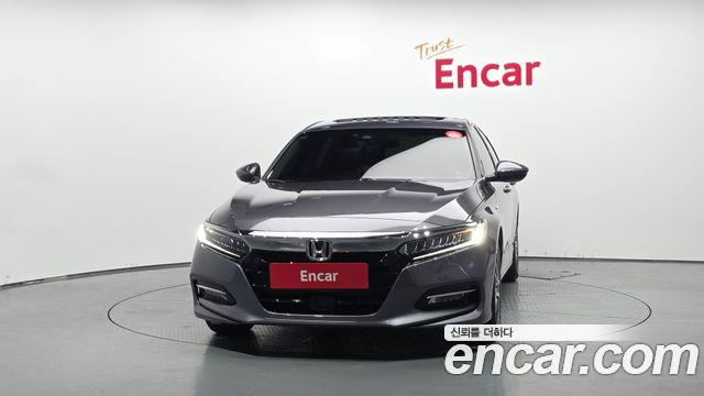 Honda Accord (X) 2.0 Hybrid Touring 2019 — фото 3