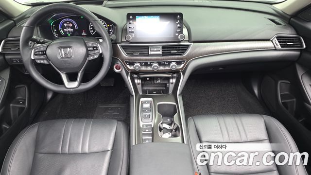 Honda Accord (X) 2.0 Hybrid Touring 2019 — фото 7