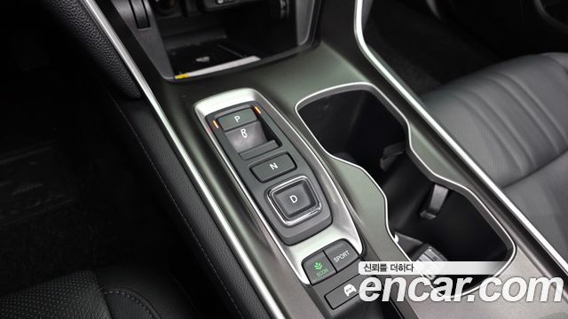 Honda Accord (X) 2.0 Hybrid Touring 2019 — фото 9