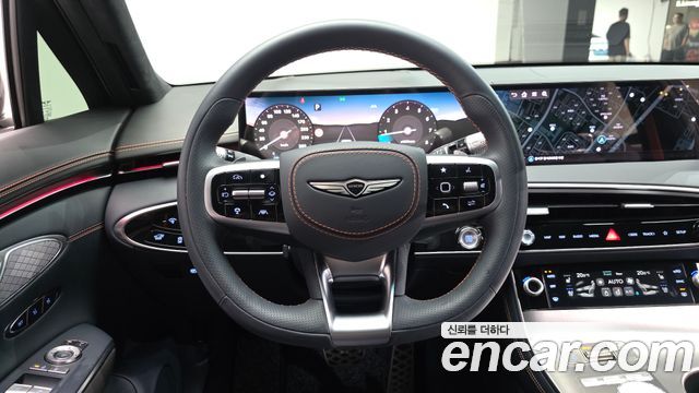 Genesis GV70 2.5T Gasoline AWD 2025 — фото 12