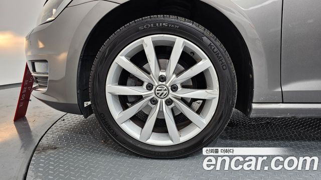 Volkswagen Golf (VII) 1.6 TDI 2015 — фото 5