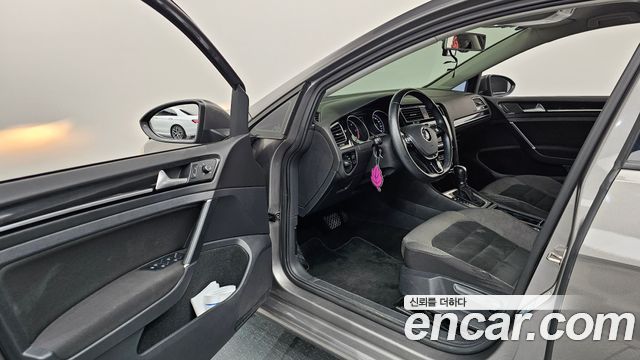 Volkswagen Golf (VII) 1.6 TDI 2015 — фото 10
