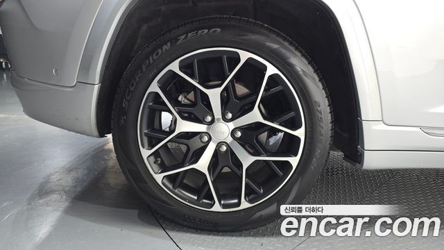 Jeep Grand Cherokee (WL) 4xe Summit Reserve 2023 — фото 5