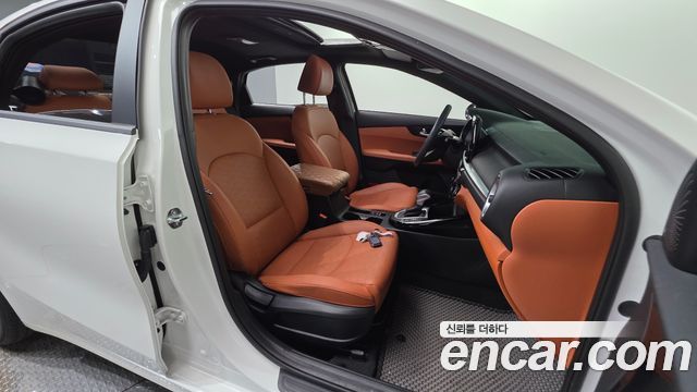 Kia K3 (II) 1.6 Prestige 2024 — фото 30