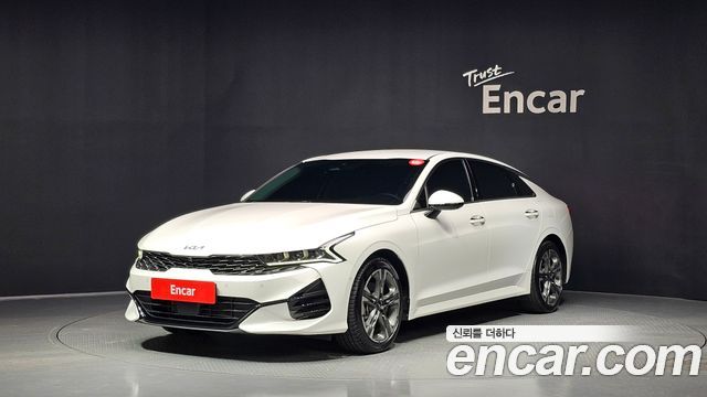 Kia K5 (III) 2.0 Signature 2023 — фото 1