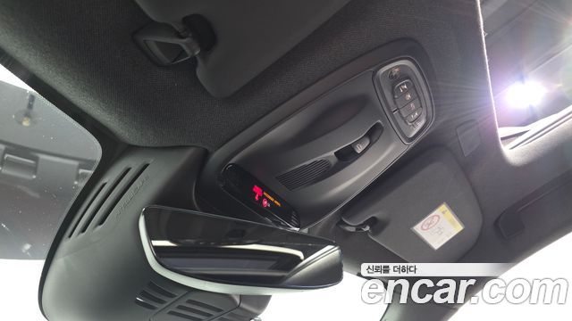 Volvo XC40 T4 R-Design 2020 — фото 18