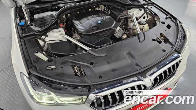 BMW 6 Series GT (G32) 620d xDrive M Sport 2023 — фото 6