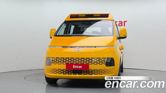Hyundai Staria L3.5  Kinder Safety Car 11-Seater 2023 — фото 3