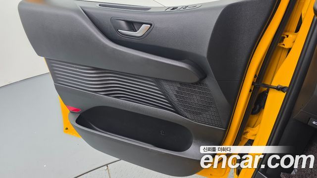 Hyundai Staria L3.5  Kinder Safety Car 11-Seater 2023 — фото 24