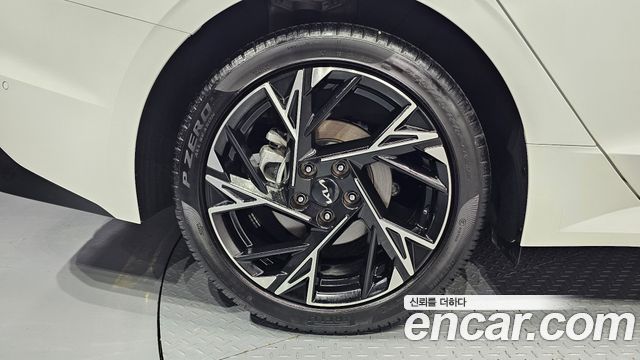 Kia K5 (III) 1.6 Turbo Signature 2024 — фото 5
