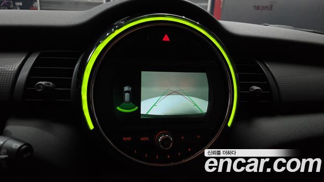 MINI Cooper Standard Third Generation 2020 — фото 19