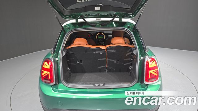 MINI Cooper Standard Third Generation 2020 — фото 24