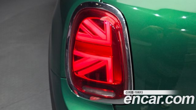 MINI Cooper Standard Third Generation 2020 — фото 29