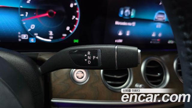 Mercedes-Benz E-Class (W213) E250 Exclusive 2021 — фото 9