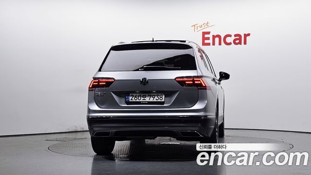 Volkswagen Tiguan Allspace 2.0 TDI Prestige 2020 — фото 4