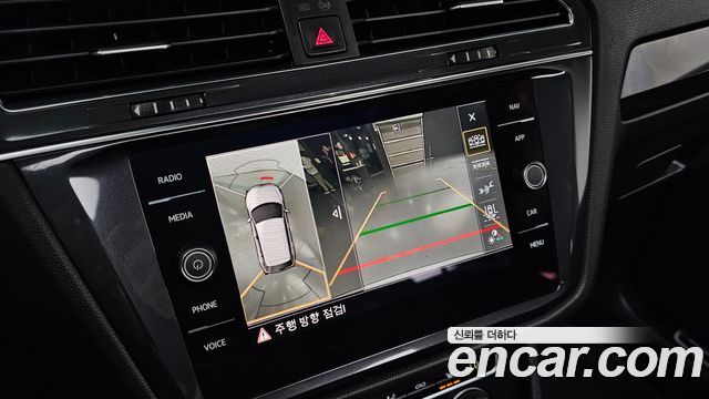 Volkswagen Tiguan Allspace 2.0 TDI Prestige 2020 — фото 14
