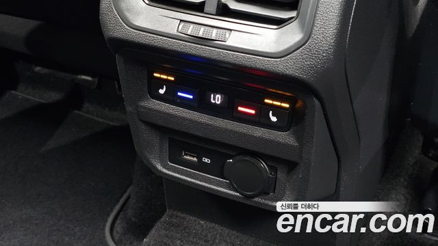 Volkswagen Tiguan Allspace 2.0 TDI Prestige 2020 — фото 18