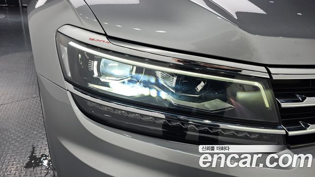 Volkswagen Tiguan Allspace 2.0 TDI Prestige 2020 — фото 22