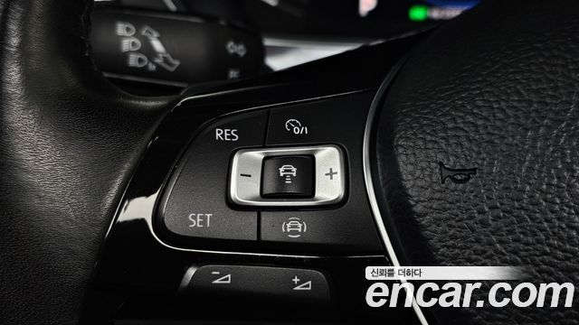 Volkswagen Tiguan Allspace 2.0 TDI Prestige 2020 — фото 29
