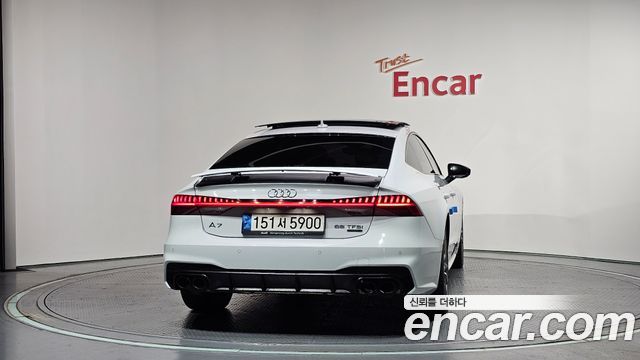 Audi A7 (4K) 55 TFSI Quattro Premium 2022 — фото 4